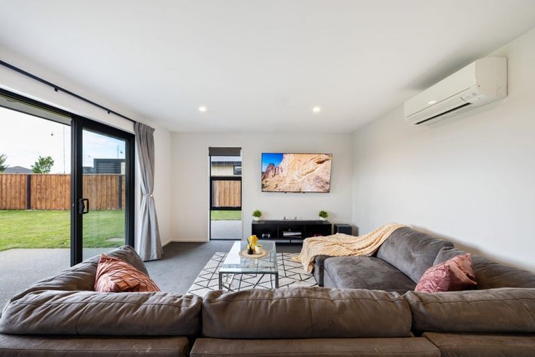 Photo of property in 8 Tiritiri Moana Drive, Pegasus, 7612