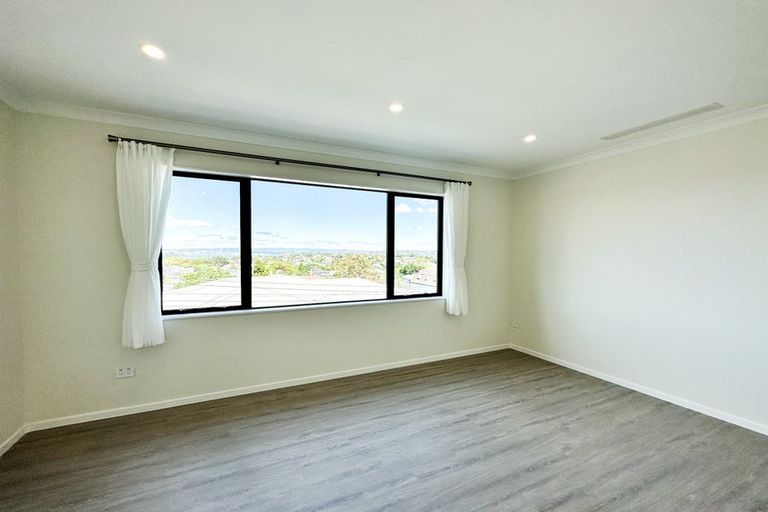 Photo of property in 44a Merani Street, Belmont, Auckland, 0622