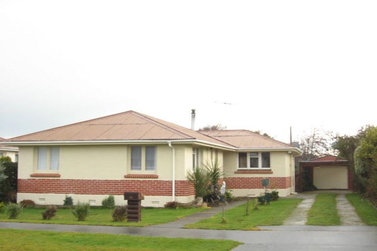 Photo of property in 50 Nichol Street, Heidelberg, Invercargill, 9812