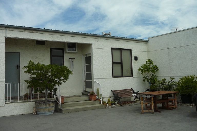 Photo of property in 71 Royal Terrace, Alexandra, 9320