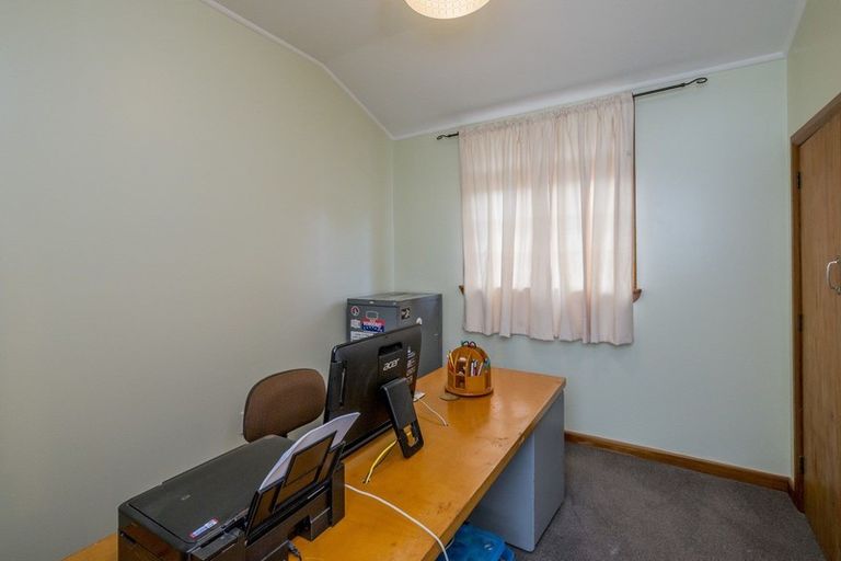 Photo of property in 2 Vance Street, Shannon, 4821