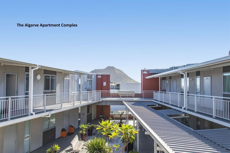 Photo of property in Algarve Apartments, 312/332 Maunganui Road, Mount Maunganui, 3116