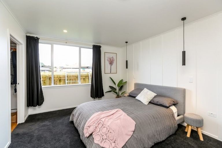 Photo of property in 525 Mangorei Road, Highlands Park, New Plymouth, 4312