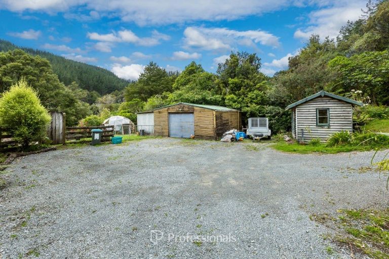 Photo of property in 2150 Akatarawa Road, Akatarawa Valley, Upper Hutt, 5372