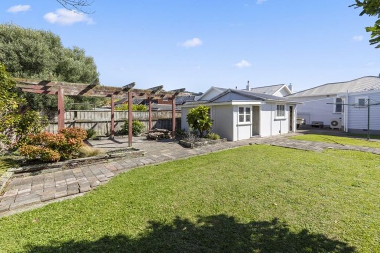 Photo of property in 4 Pilmuir Street, Hutt Central, Lower Hutt, 5010