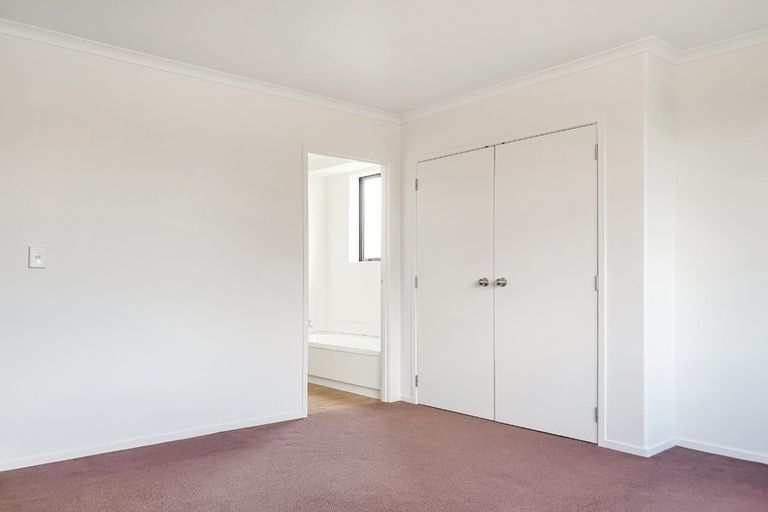 Photo of property in 3 Mckenzie Place, Rototuna North, Hamilton, 3210