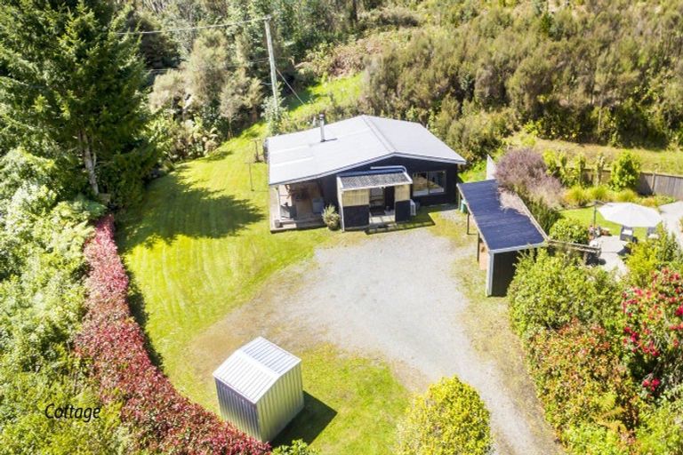 Photo of property in 1063c Blue Mountains Road, Blue Mountains, Upper Hutt, 5371