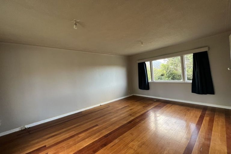 Photo of property in 2/5 Forrest Road, Milford, Auckland, 0620