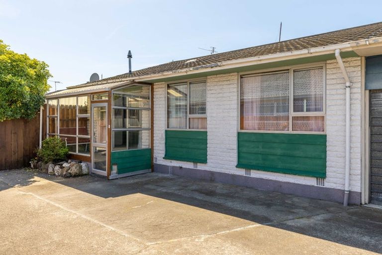 Photo of property in 2/547 Worcester Street, Linwood, Christchurch, 8011