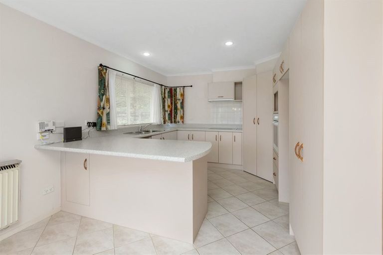 Photo of property in 11 Bush Haven Drive, Te Kamo, Whangarei, 0112