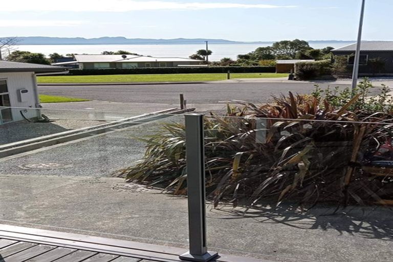 Photo of property in 12a Leisure Lane, Ligar Bay, Takaka, 7183