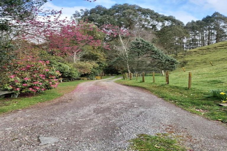 Photo of property in 202 Whangamata Road, Kinloch, Taupo, 3377