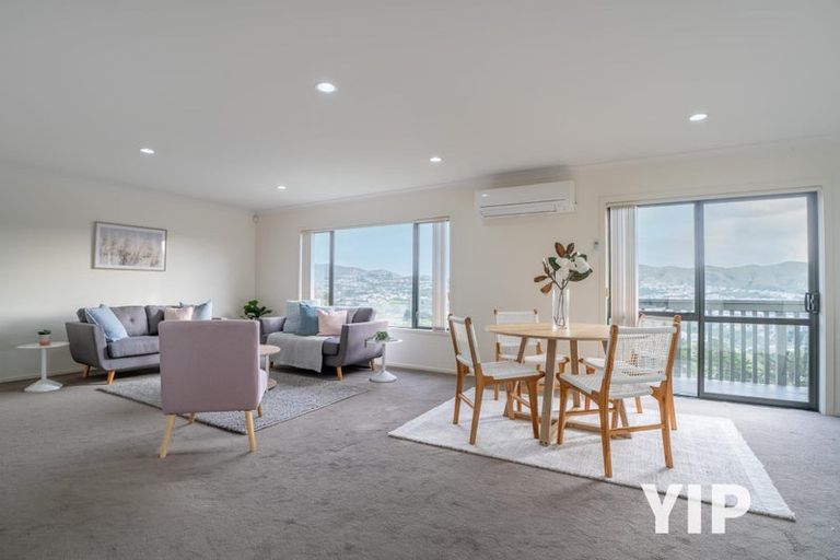 Photo of property in 7a Trinidad Crescent, Grenada Village, Wellington, 6037