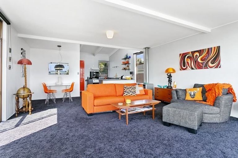 Photo of property in 1/232 Lake Terrace, Waipahihi, Taupo, 3330
