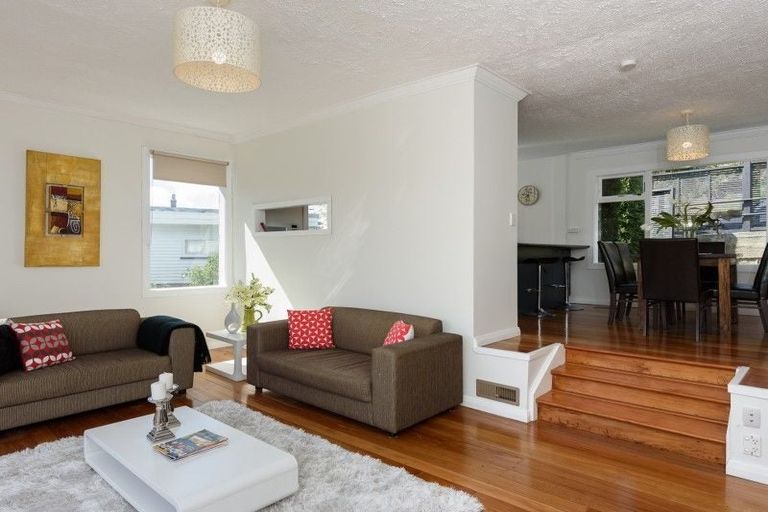 Photo of property in 106 Mornington Road, Brooklyn, Wellington, 6021