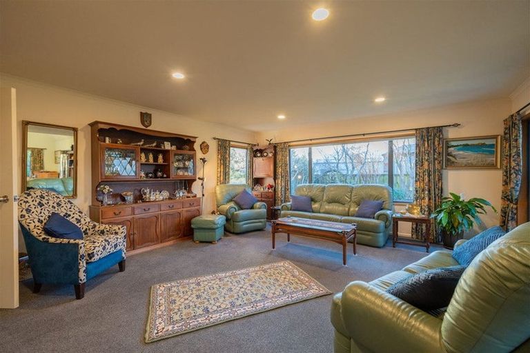 Photo of property in 8 Melland Place, Te Anau, 9600