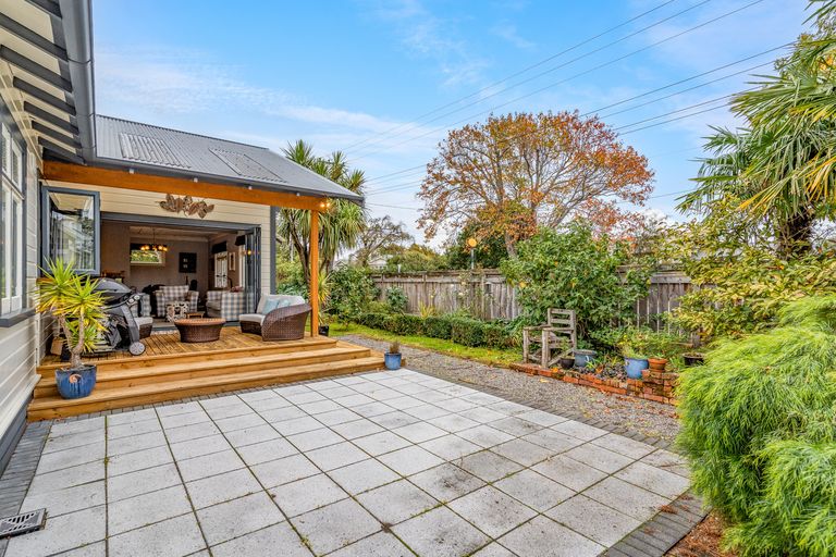 Photo of property in 120 Cole Street, Masterton, 5810