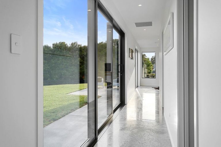 Photo of property in 1/45 Saint Kilda Road, Cambridge, 3434