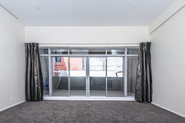 Photo of property in 12/35 Torrens Terrace, Mount Cook, Wellington, 6011