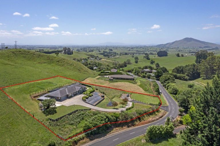 Photo of property in 212 Te Tahi Road, Puketotara, Pirongia, 3876