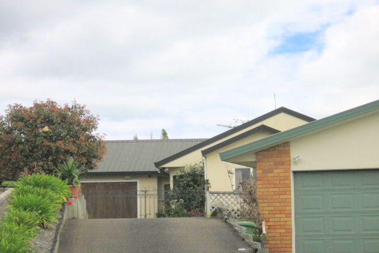 Photo of property in 52 Te Koari Drive, Brookfield, Tauranga, 3110