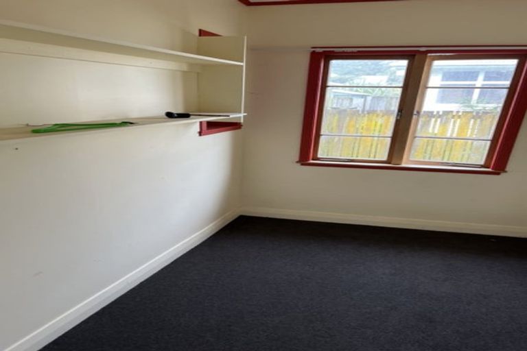 Photo of property in 196 Hillcrest Road, Hillcrest, Hamilton, 3216