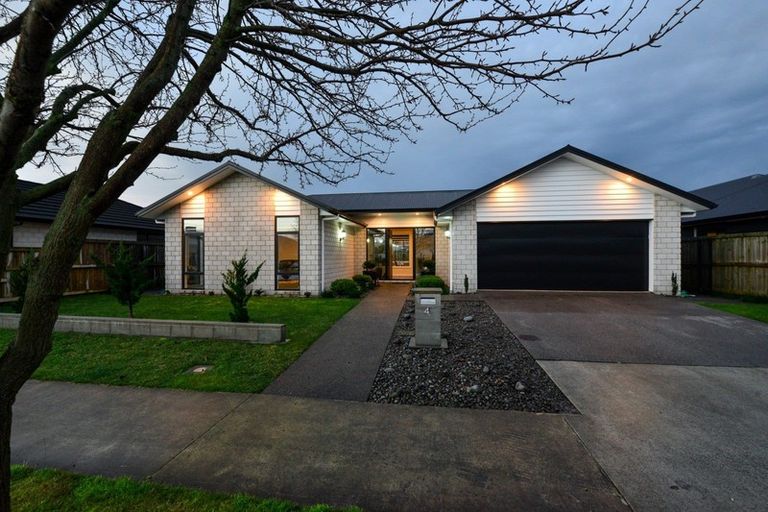 Photo of property in 4 Helen June Avenue, Flagstaff, Hamilton, 3210