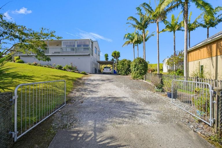 Photo of property in 16 Seascape Lane, Coopers Beach, 0420