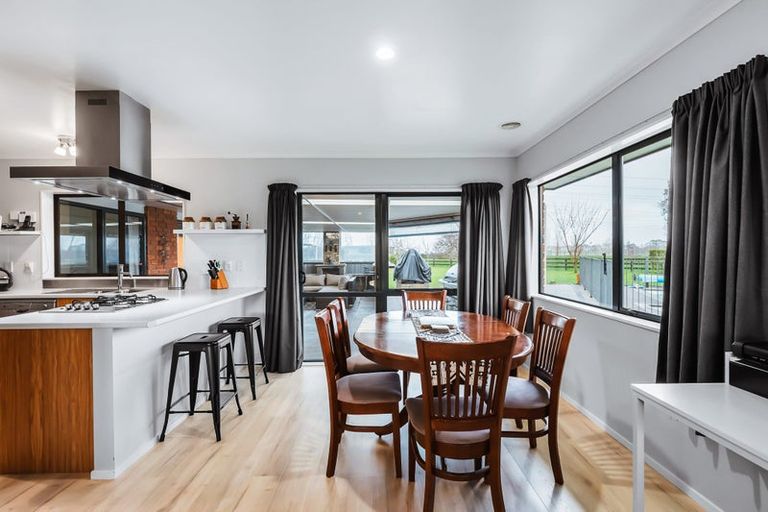 Photo of property in 8 De La Mare Drive, Leamington, Cambridge, 3432