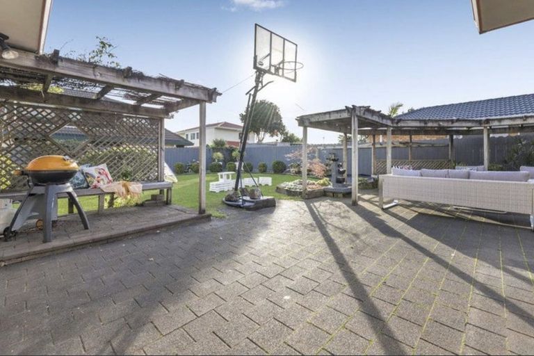 Photo of property in 46 Kilimanjaro Drive, Northpark, Auckland, 2013