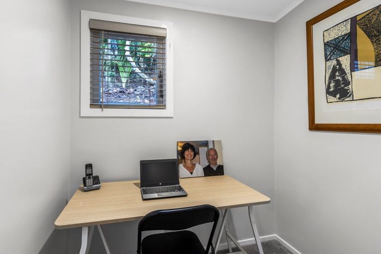 Photo of property in 45 Park Road, Titirangi, Auckland, 0604