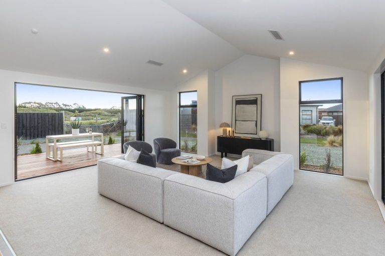 Photo of property in 46 Goldie Drive, Rangiora, 7400