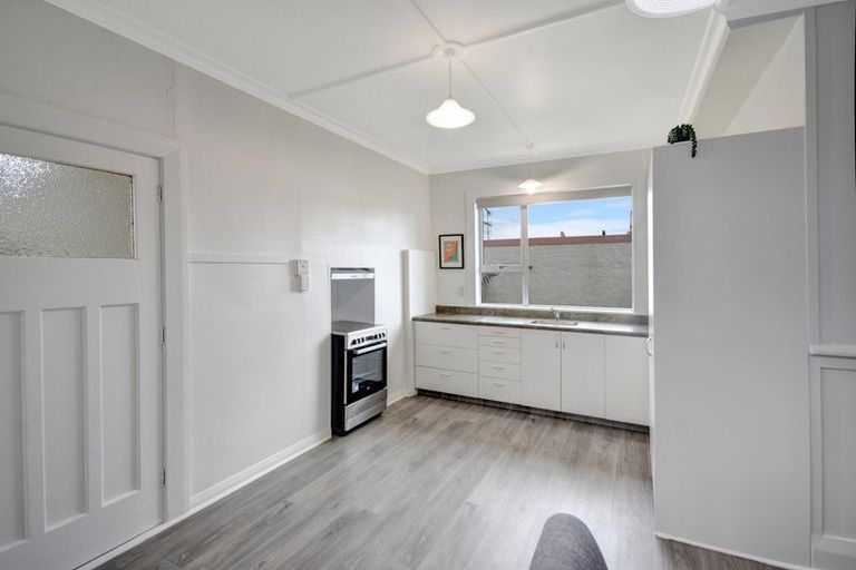 Photo of property in 12 Severn Street, Green Island, Dunedin, 9018