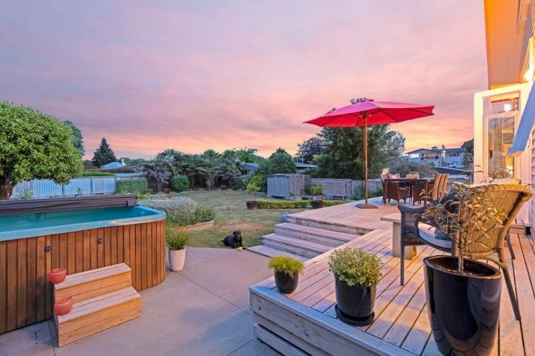 Photo of property in 28 Burns Street, Leamington, Cambridge, 3432