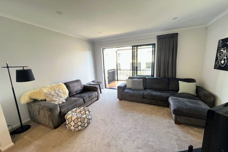 Photo of property in 66 Mapou Road, Hobsonville, Auckland, 0616