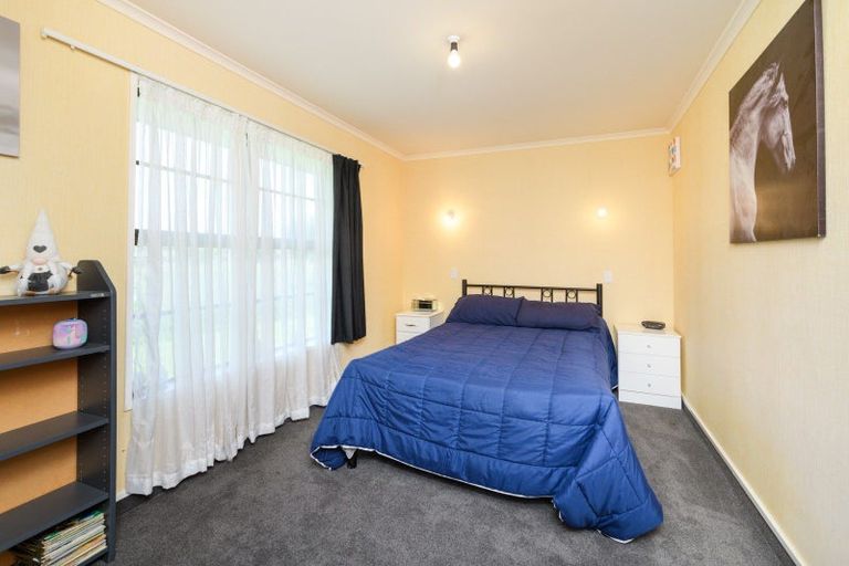 Photo of property in 83 Oroua Road, Kairanga, Palmerston North, 4475