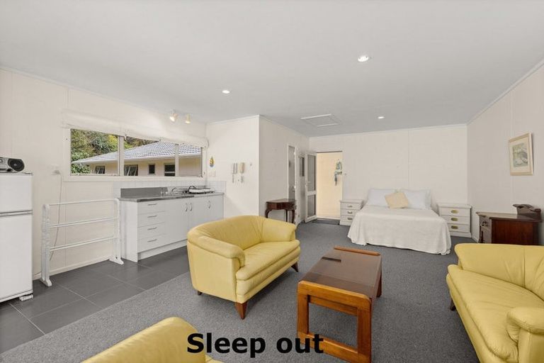 Photo of property in 105 Yorke Road, Haruru, 0204