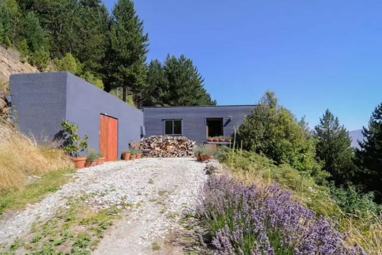 Photo of property in 108 Moke Lake Road, Ben Lomond, Queenstown, 9371