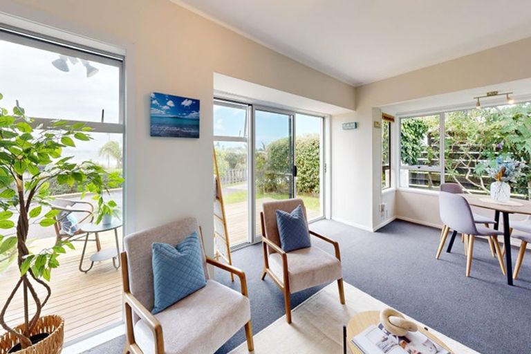 Photo of property in 1/33 Rosario Crescent, Red Beach, 0932