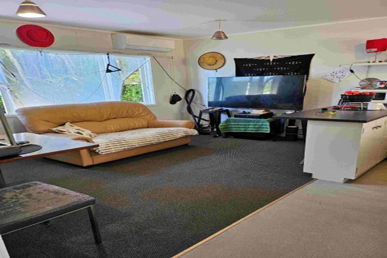 Photo of property in 13a Bedford Street, Northland, Wellington, 6012