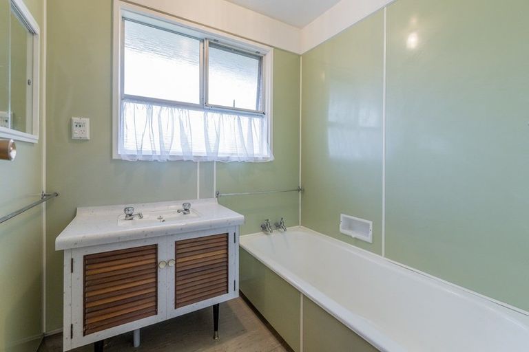 Photo of property in 6 Cardiff Street, Levin, 5510