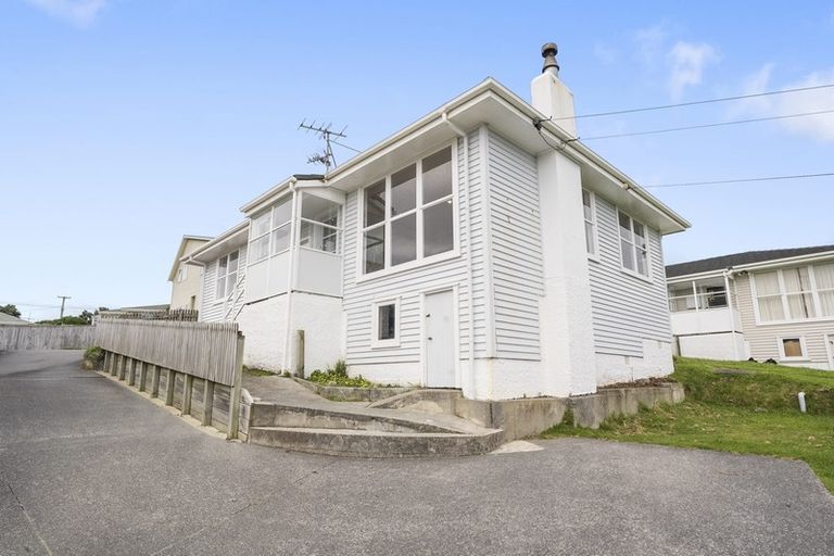 Photo of property in 30 Matatiro Street, Titahi Bay, Porirua, 5022