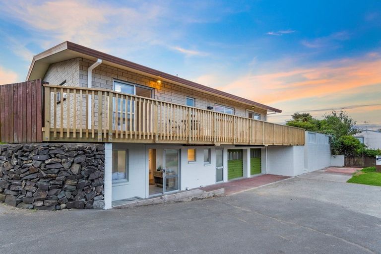 Photo of property in 124 Ohauiti Road, Hairini, Tauranga, 3112