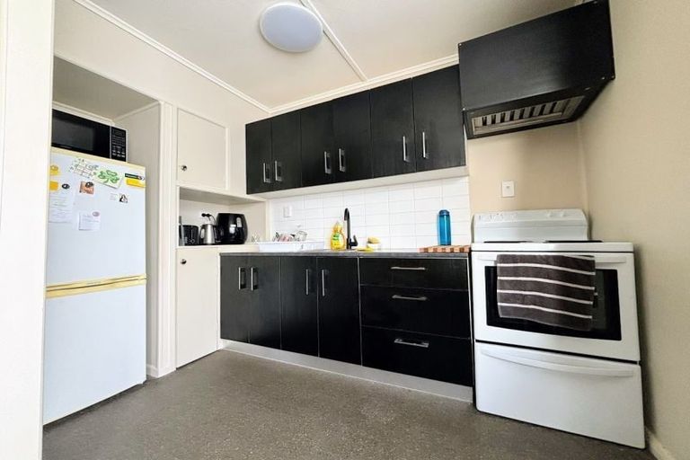 Photo of property in 2 Collie Road, Pukekohe, 2120
