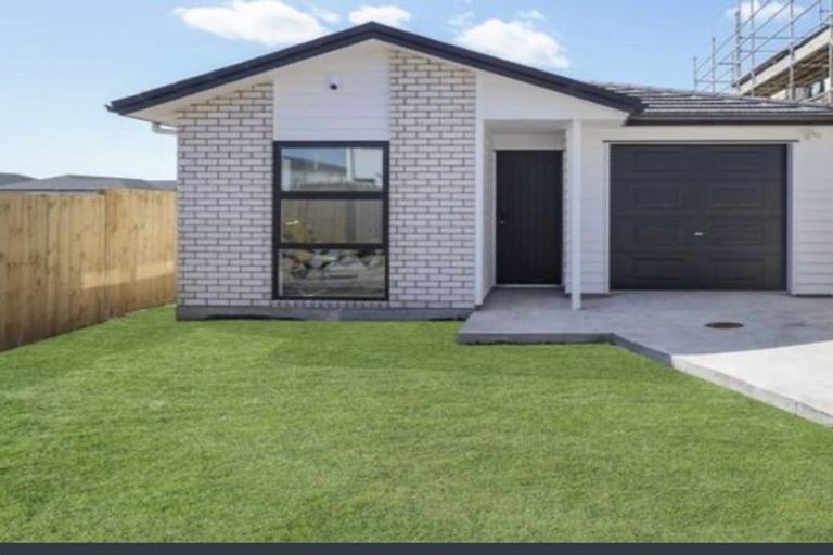 Photo of property in 4 Bliss Court, Takanini, 2110