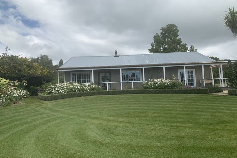 Photo of property in 61 Mill Road, Waimate, 7924