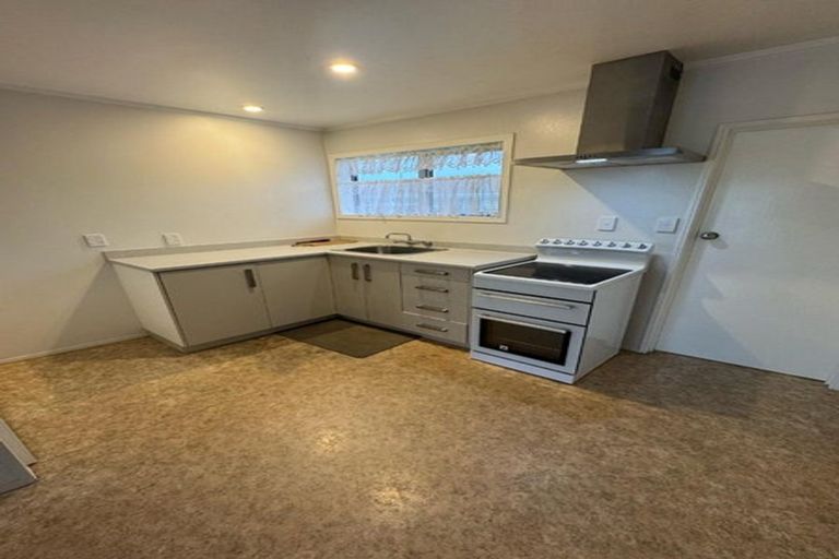 Photo of property in 2/101 Coronation Road, Papatoetoe, Auckland, 2025