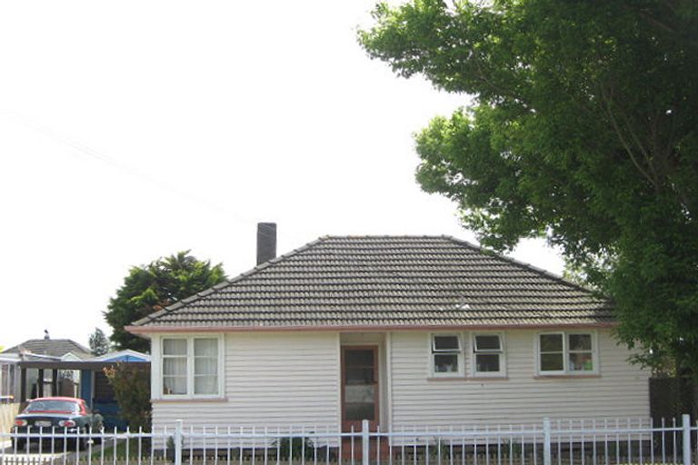 Photo of property in 40 Momorangi Crescent, Redwood, Christchurch, 8051