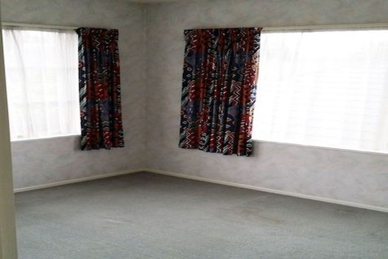 Photo of property in 2/209 Withells Road, Avonhead, Christchurch, 8042