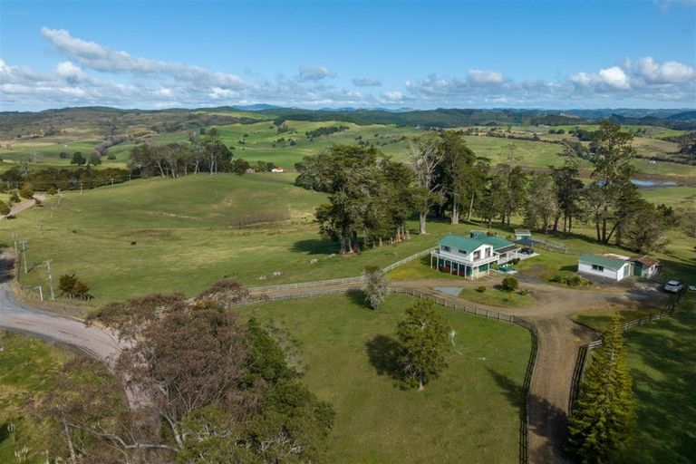 Photo of property in 1 Domain Road, Kawakawa, 0210